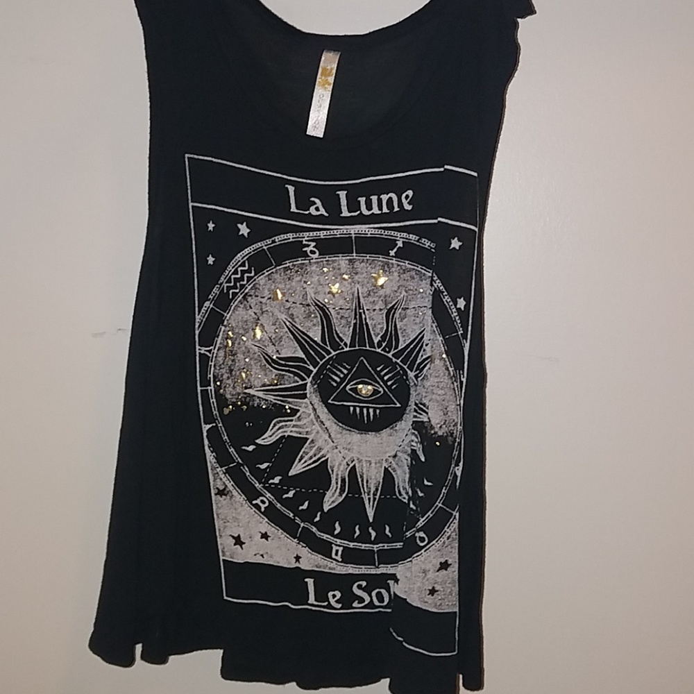La Lune Muscle shirt